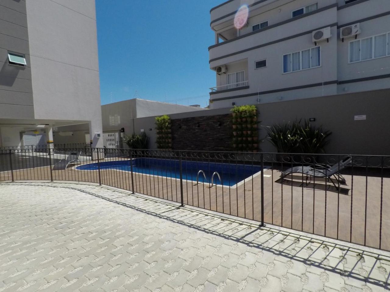 Edificio Varadero Bombinhas Exterior photo